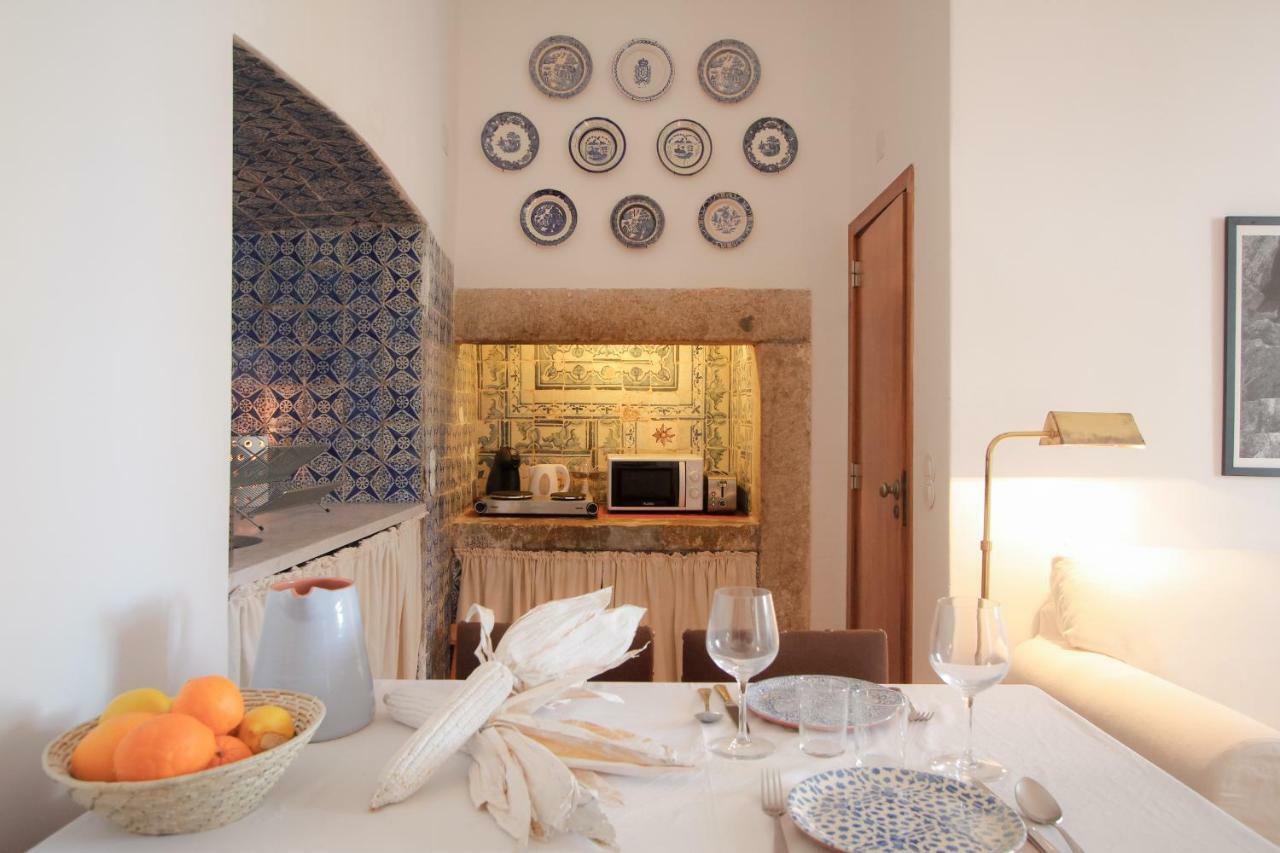 Traditional In Alfama * Lisboa