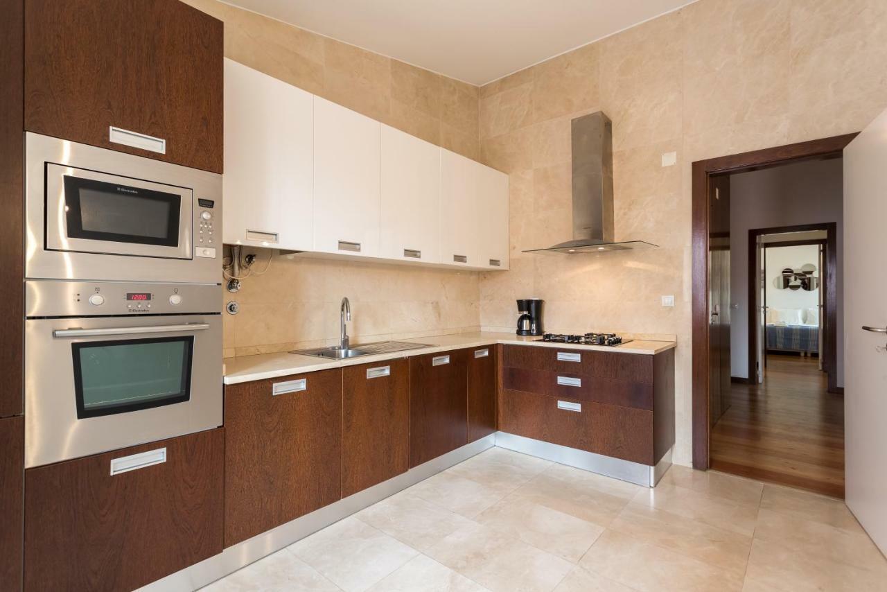 Apartment Alfama Modern Two-bedroom W/ River View And Parking - By Lu Holidays