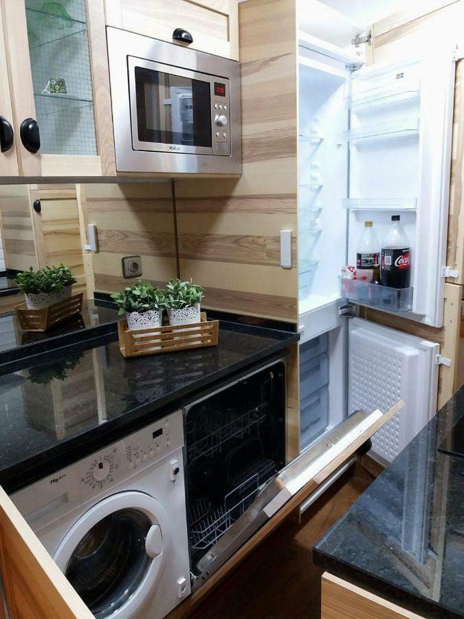 House Airport Apartment