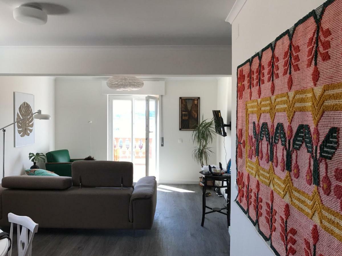 Apartment Time In *