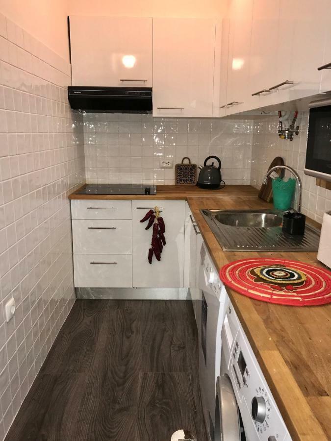 Apartment Time In *