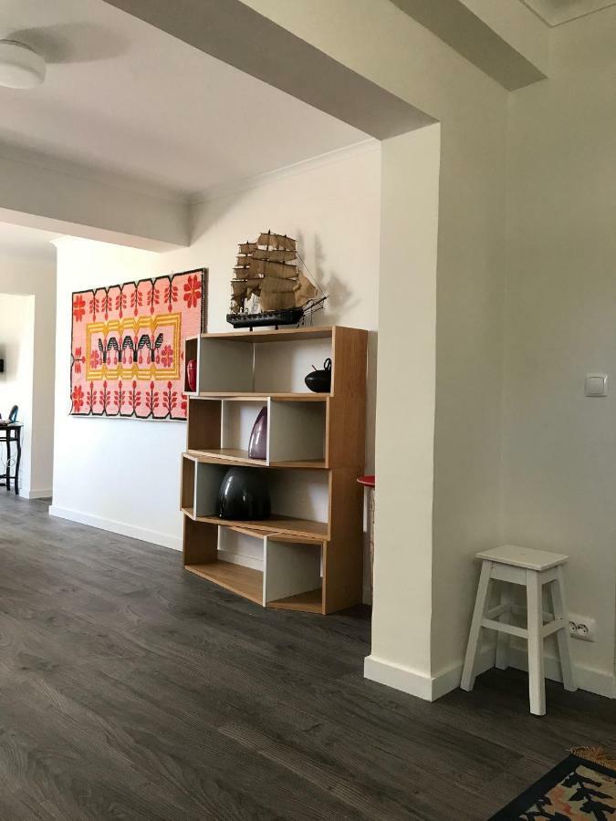 Apartment Time In *