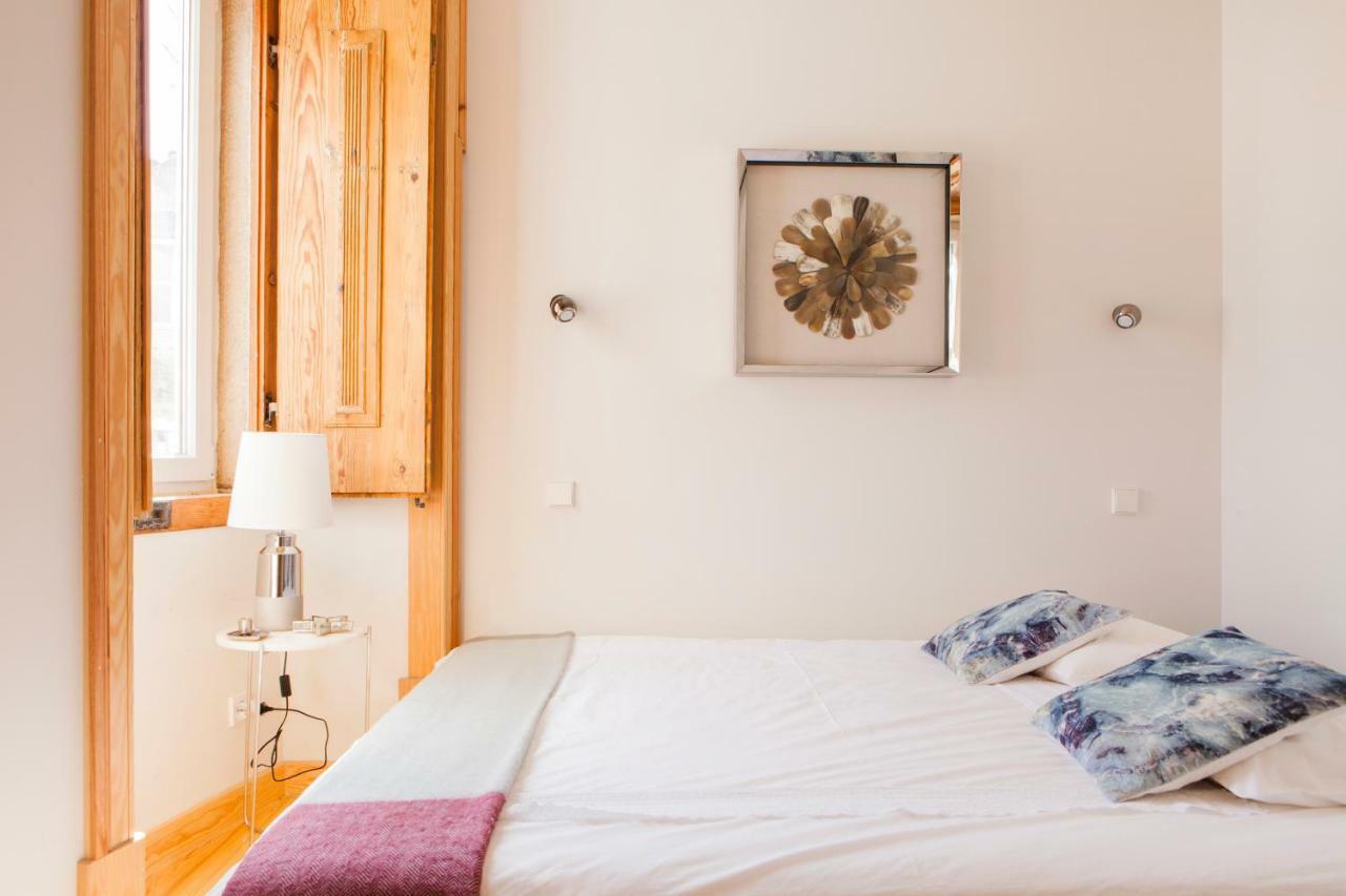 Charming Flat With Balconies Chiado District 2 Bedrooms & Ac 19th Century Building * Lisbon
