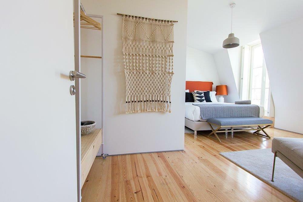 Apartment Luxury T.m. Penthouse With A View Lisbon