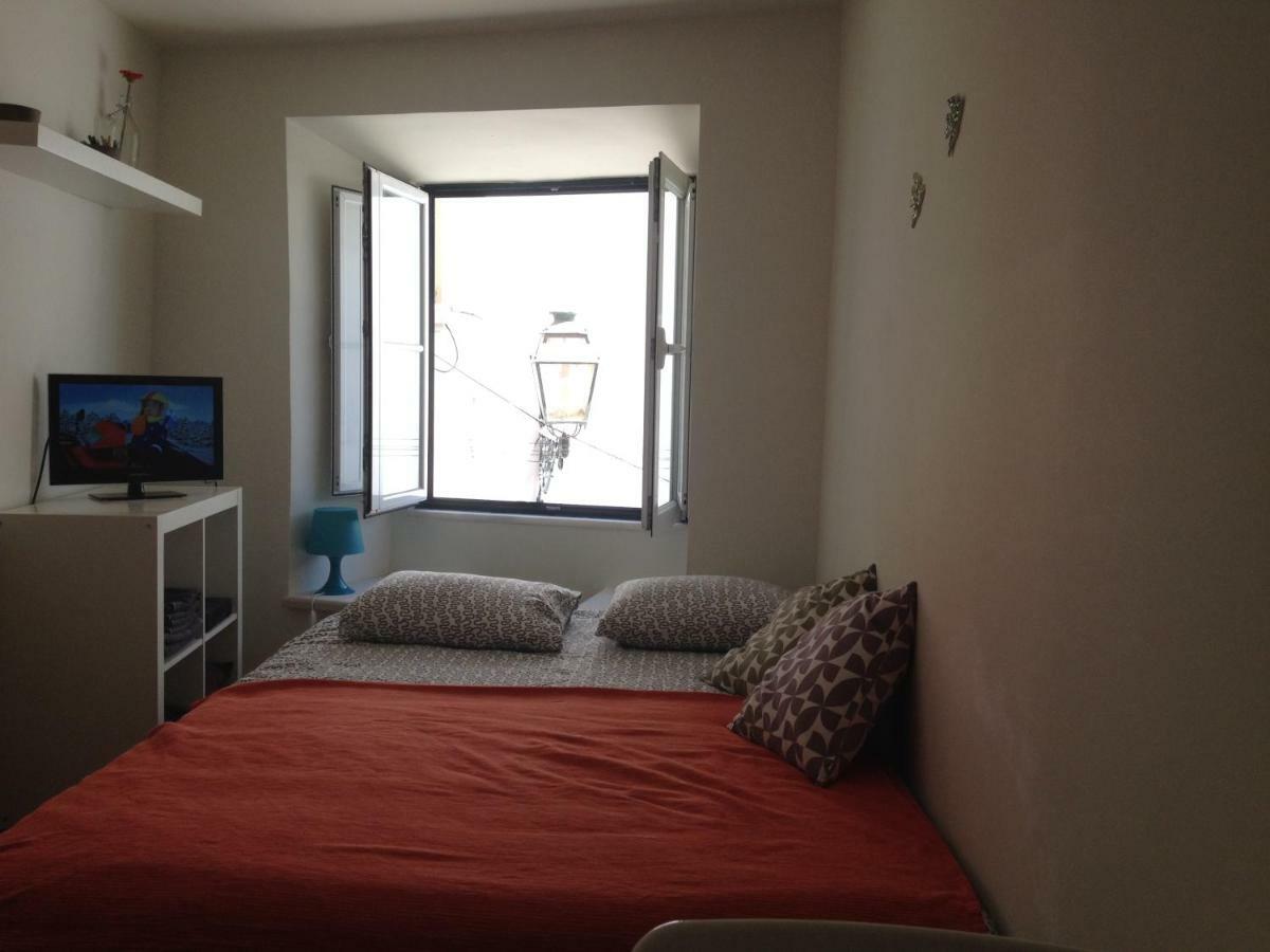 Little Alfama Town Apartment *