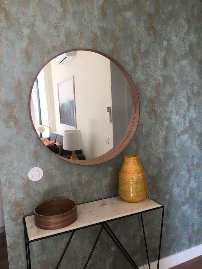 Exclusive 1 Bedroom Flat In The Heart Of Apartment