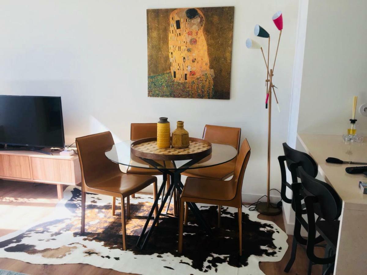 Exclusive 1 Bedroom Flat In The Heart Of * Lisbon