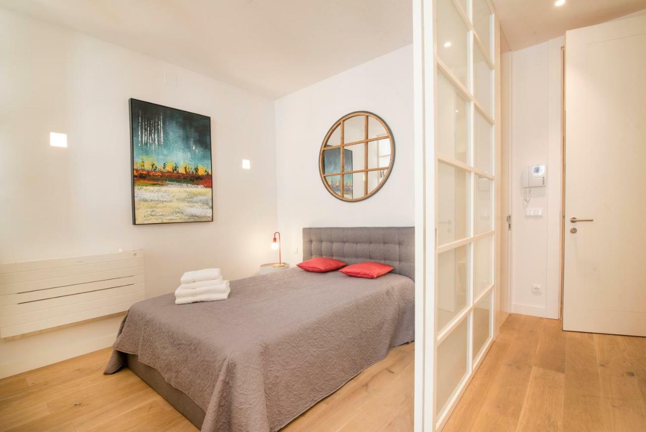 Apartment Rouge In The Heart