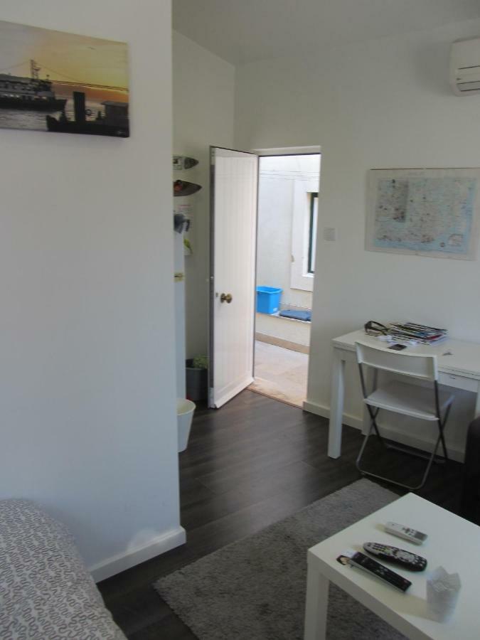 Apartment House Mouraria Lisbon