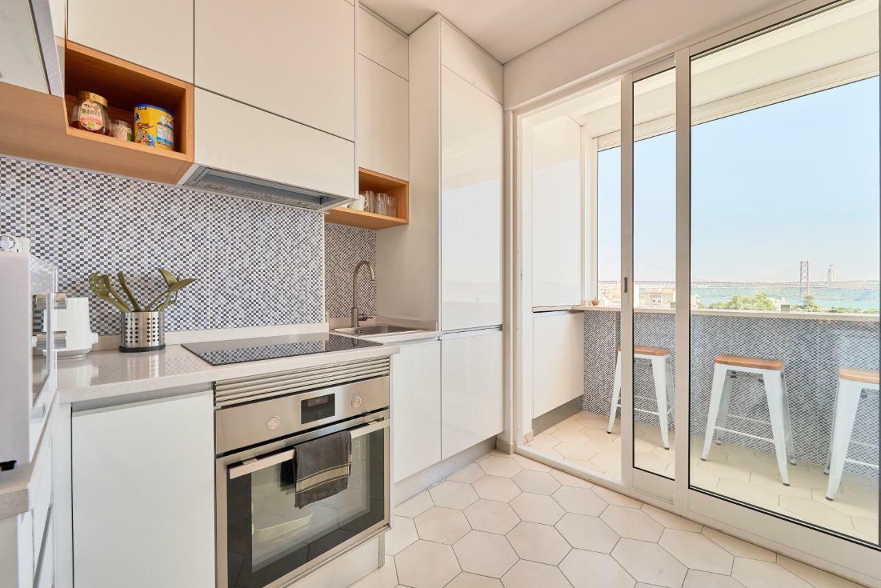 Apartment Alfredo Da Silva 3 Lisbon
