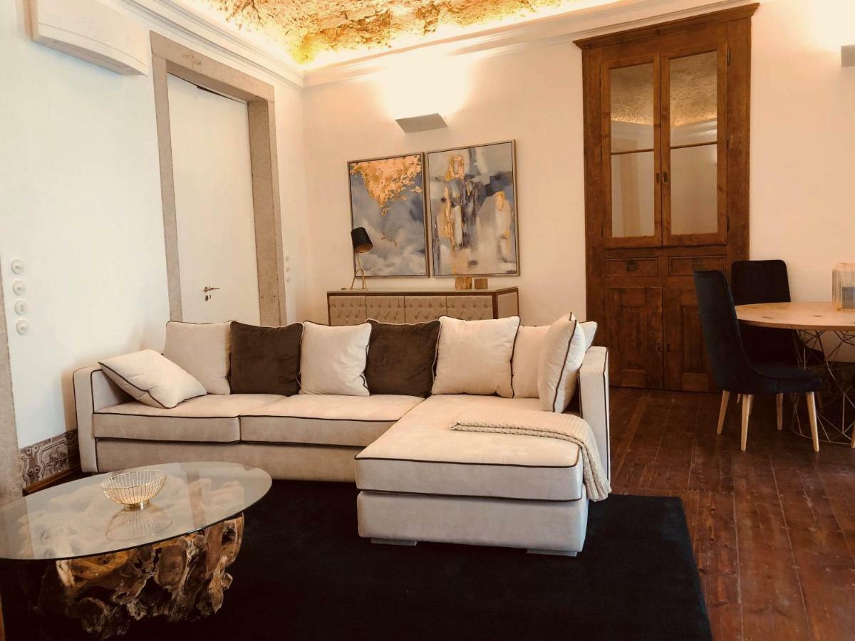 Living Chiado By Friendly Moments *