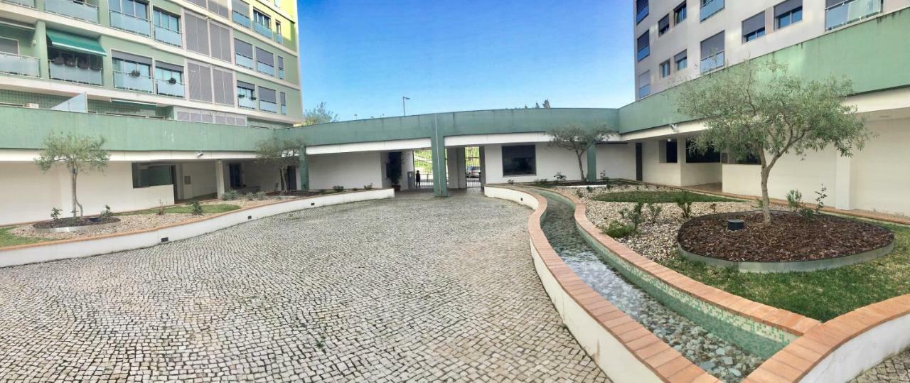 With Private Terrace & Car Garage Lisbon