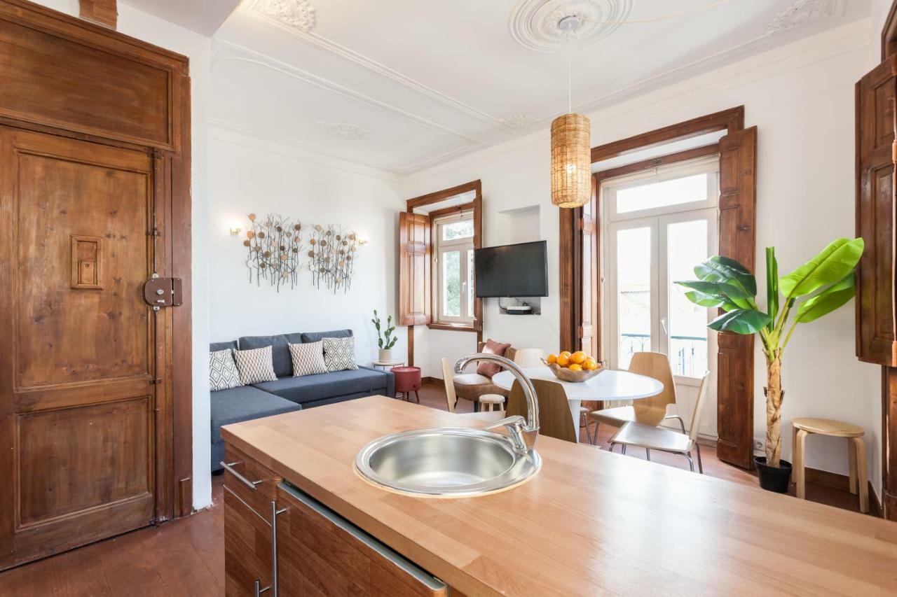 Rossio Vintage Two-bedroom - By Lu Holidays Apartment *