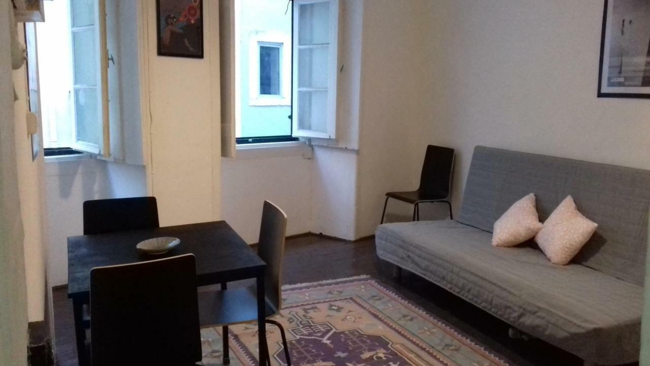 Apartment Center | Chiado Typical Small Flat *