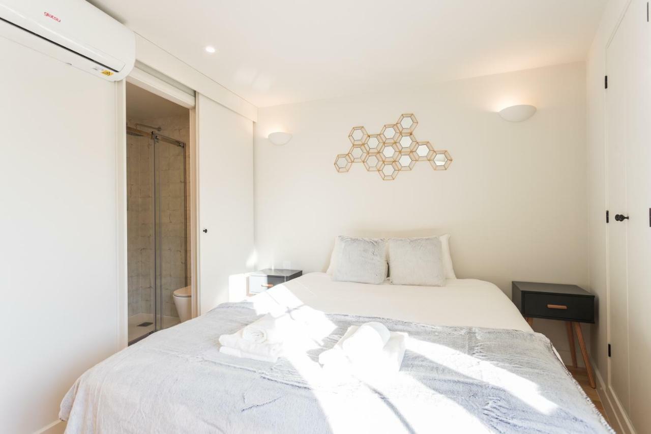 Alfama Cozy Two-bedroom W/ River View - By Lu Holidays Apartment Lisbon
