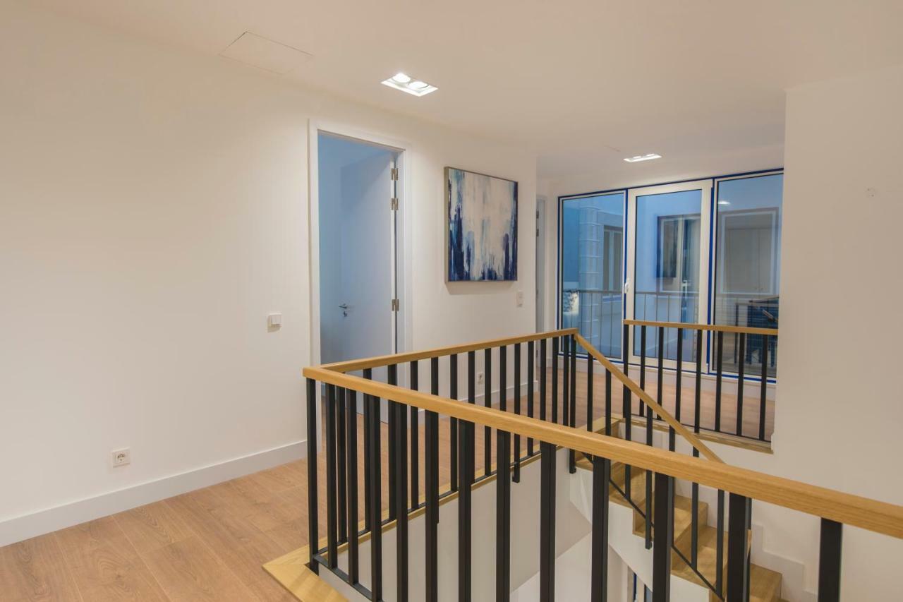 High Ceiling Duplex At Cais Do Sodre