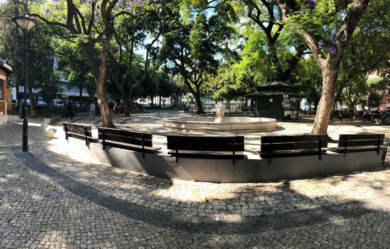 99 Flowers Flat Lisbon