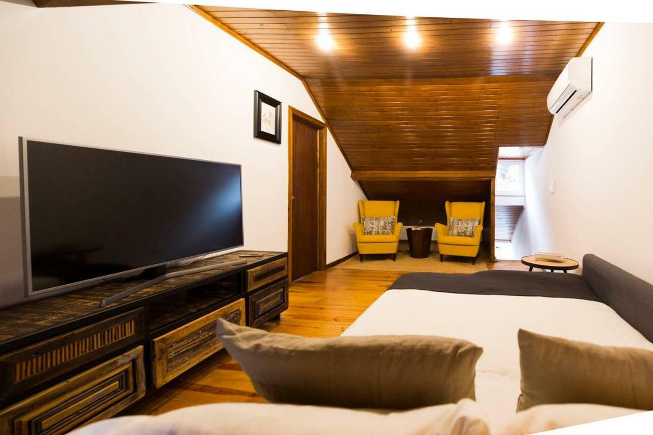 Ola - Terrace Castelo Vi Apartment Lisbon