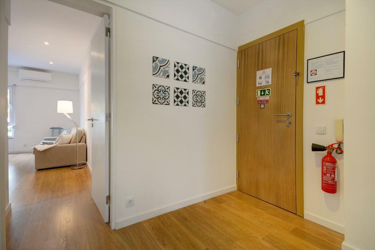 Apartment Bairro Azul - Av. Ressano Garcia *
