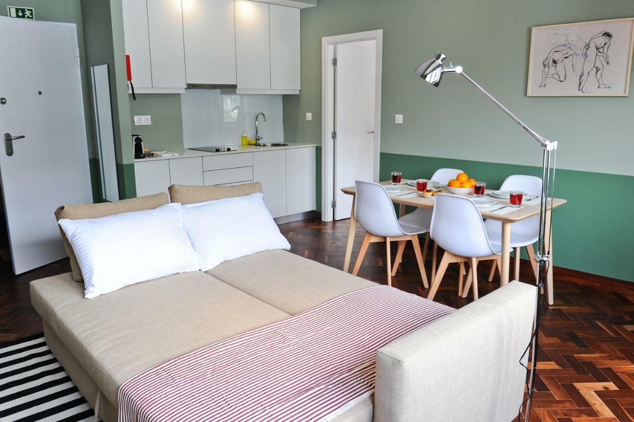 Apartment Neegroni Balcony In - By Misha's Place 1a Lisbon