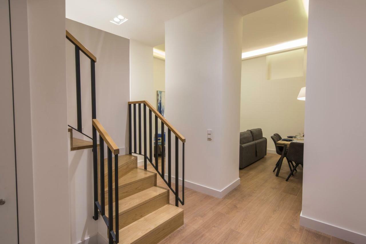 High Ceiling Duplex At Cais Do Sodre Apartamento Lisboa