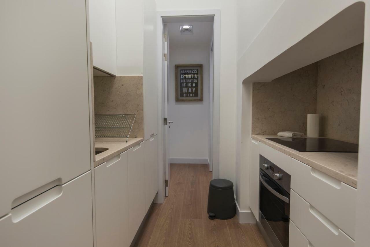 High Ceiling Duplex At Cais Do Sodre *