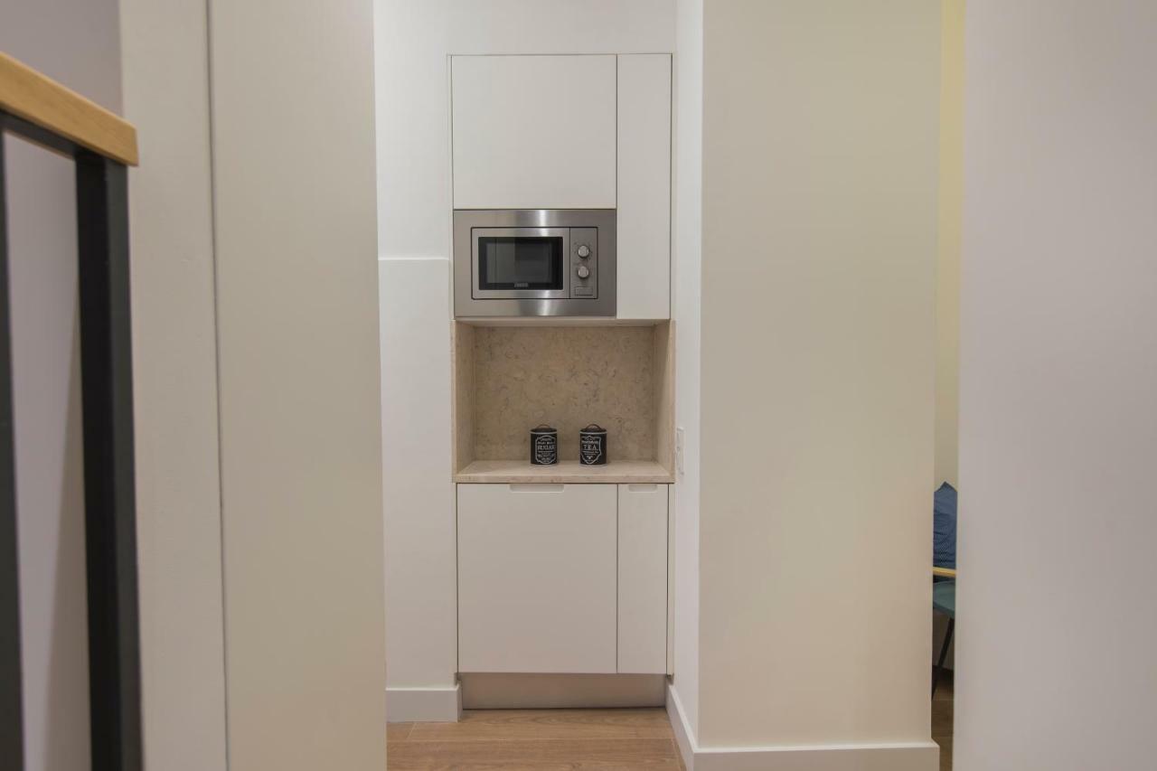 Apartamento High Ceiling Duplex At Cais Do Sodre *