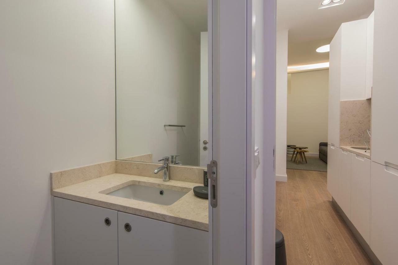 Apartamento High Ceiling Duplex At Cais Do Sodre