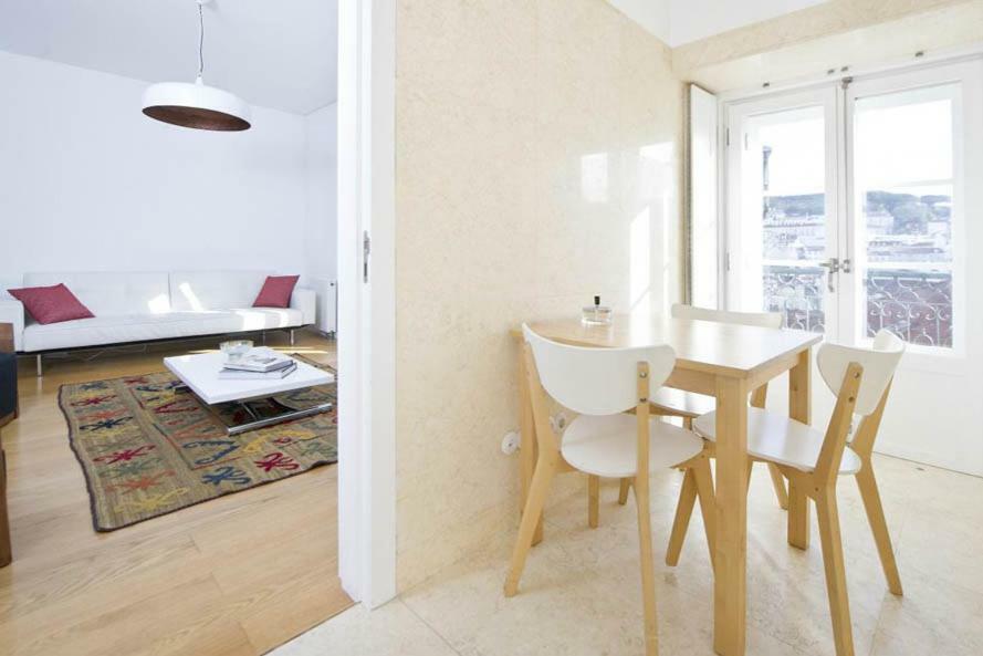 Chiado Design 5e Apartment Lisbon