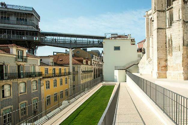 Chiado Design 5e Apartment *
