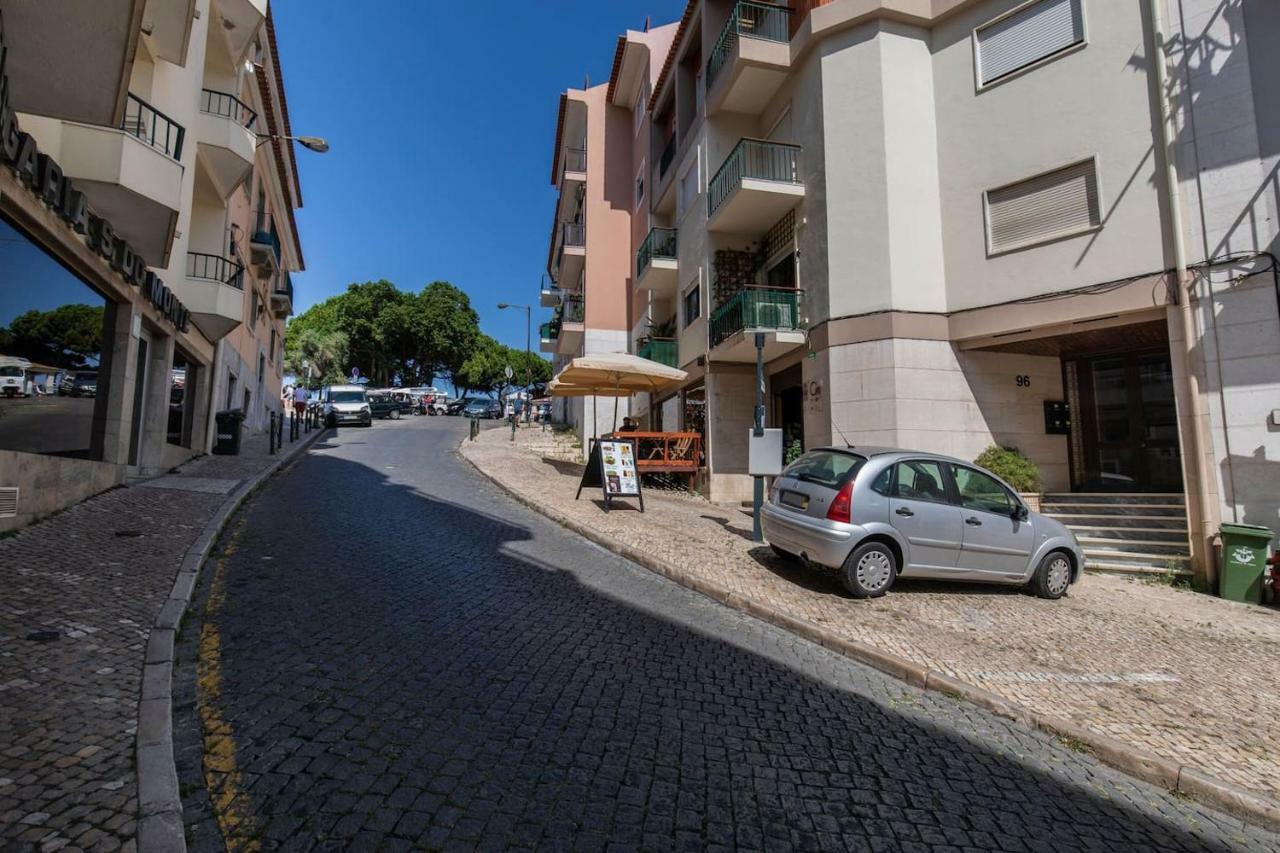 Lovelystay - Sunshine In The Heart Of Graca Apartment