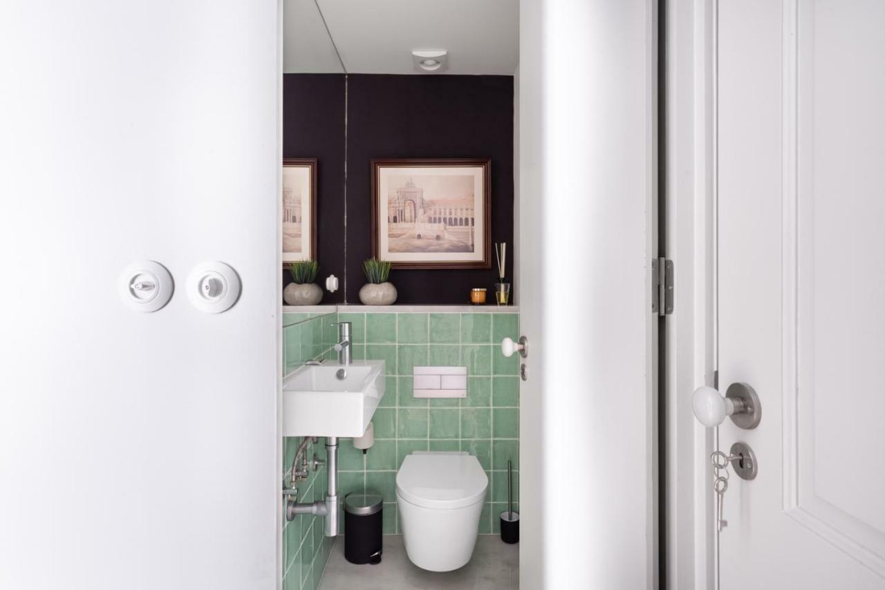 Apartment Joivy Splendid Flats Near Santa Justa Lift Lisbon