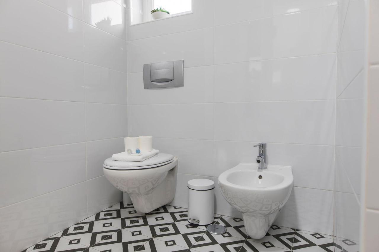 Lovelystay - Bairro Alto Terrace Wonder Apartment