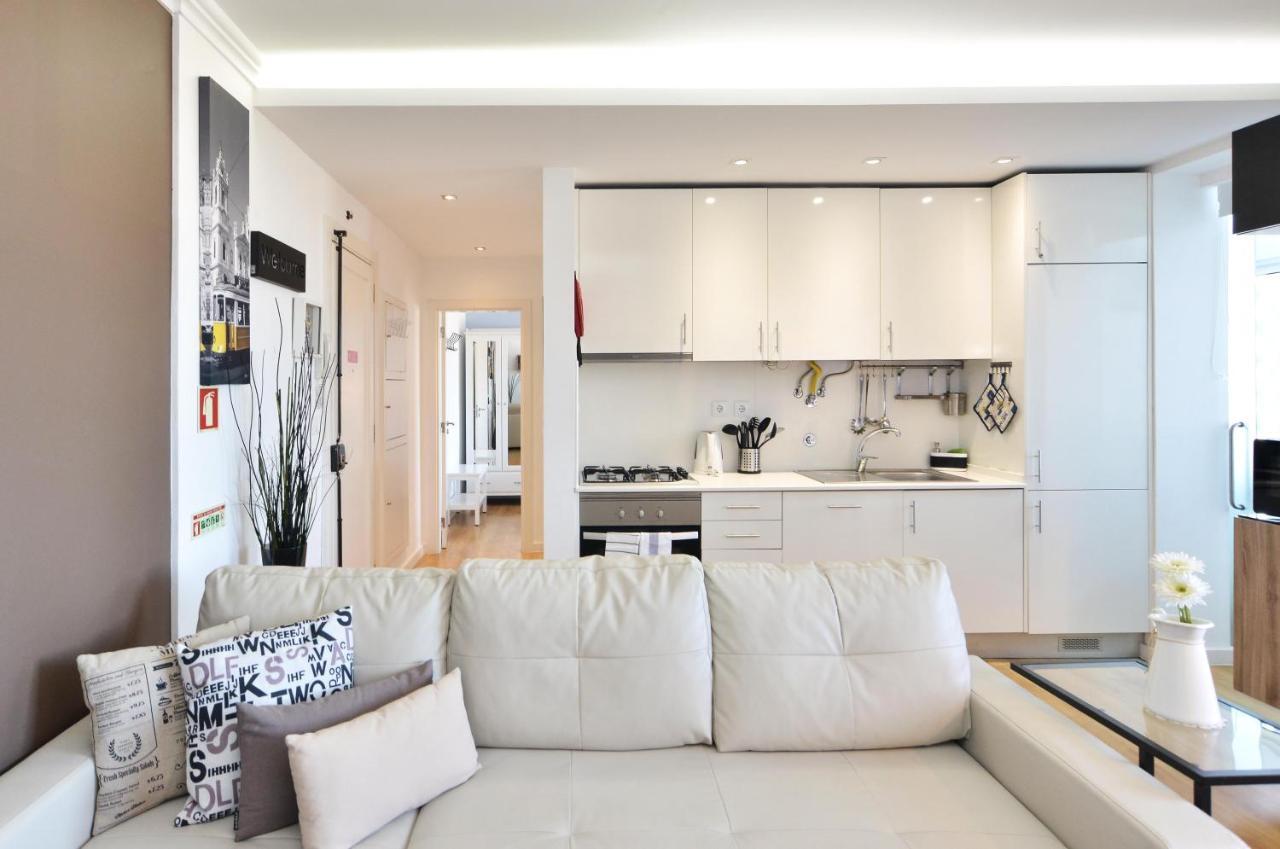 Tejo Blue & Bright - Checkinhome Apartment