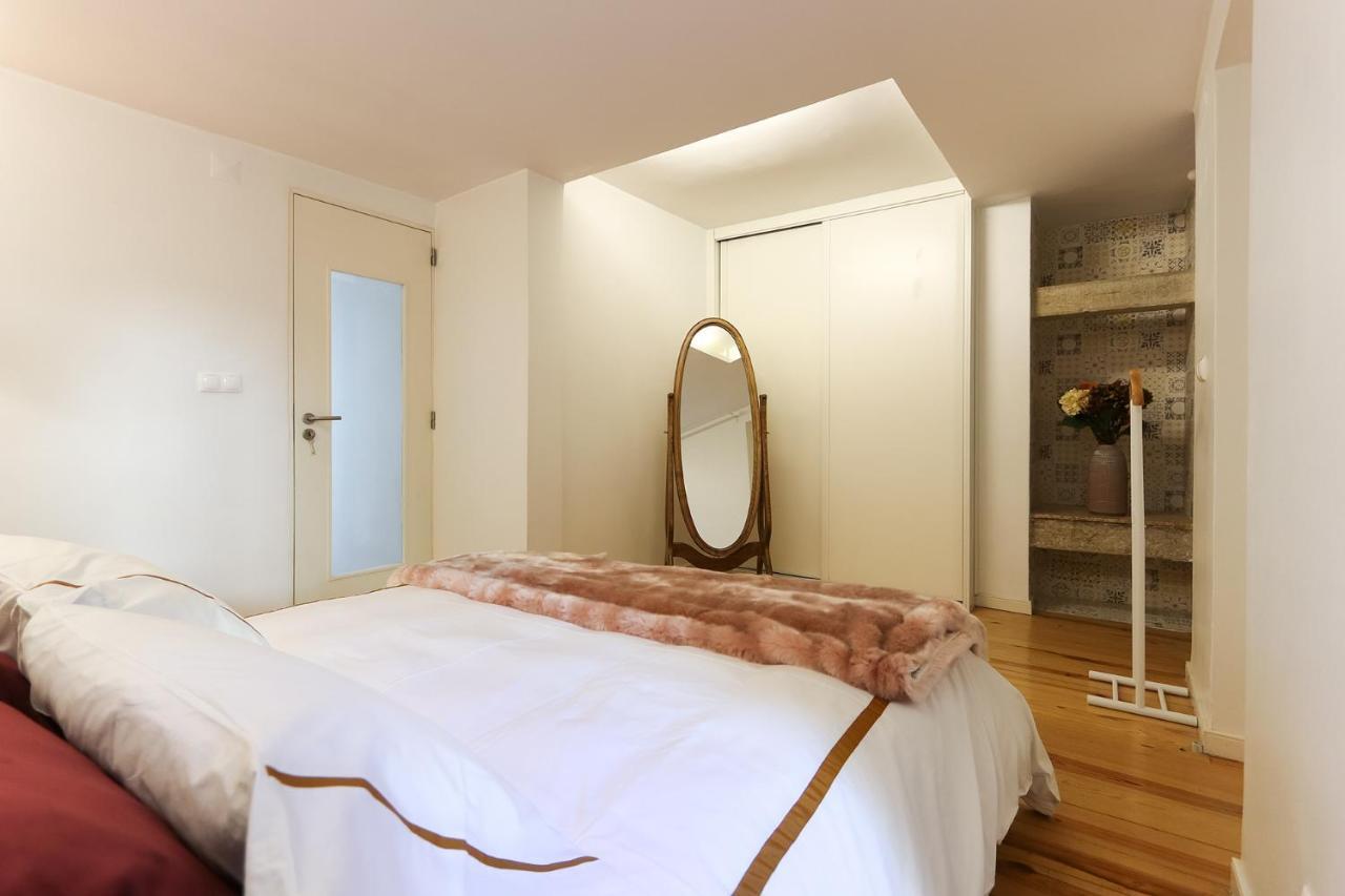Apartment Charming And Stylish Downtown In Xix Century Building Lisbon