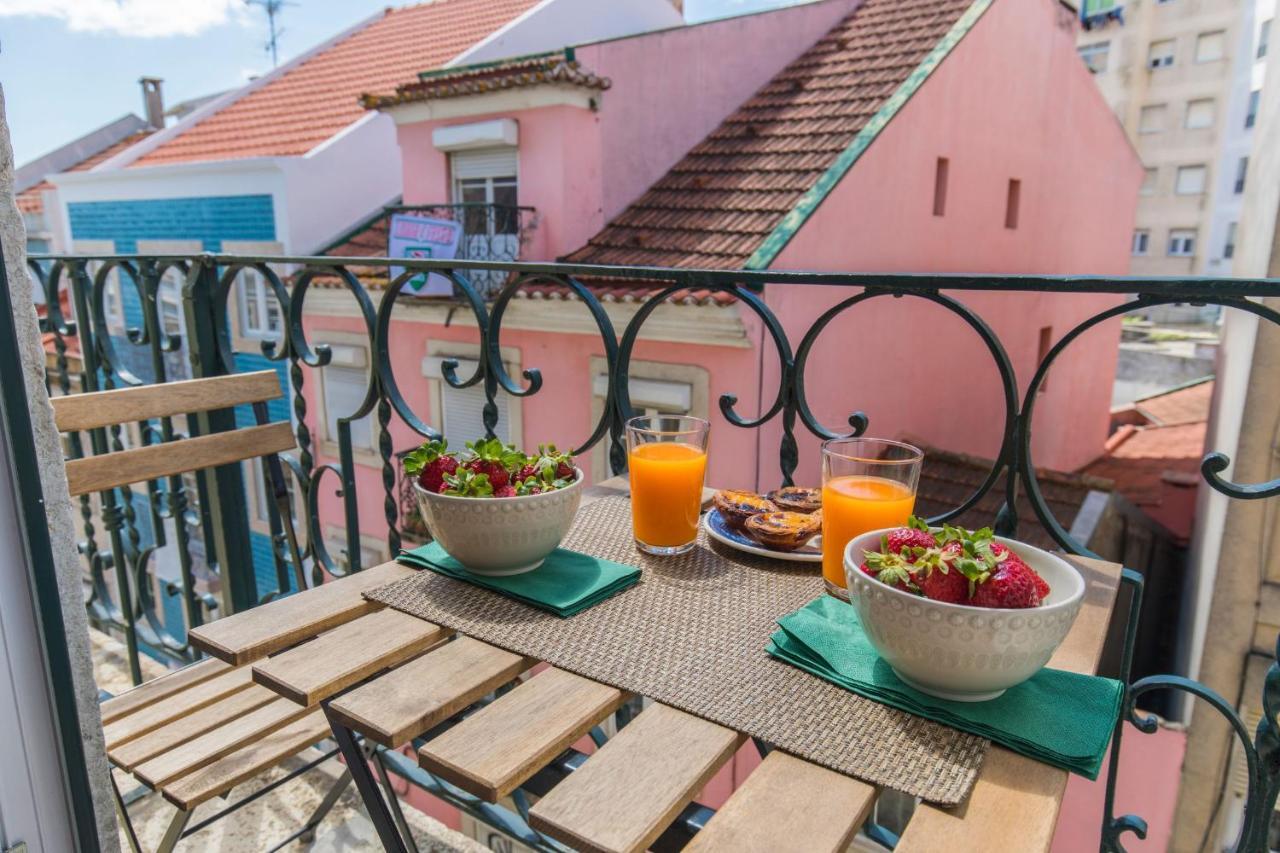 Apartment Lovelystay - Sunny Flat W/ Balcony Overseeing Graca And River *