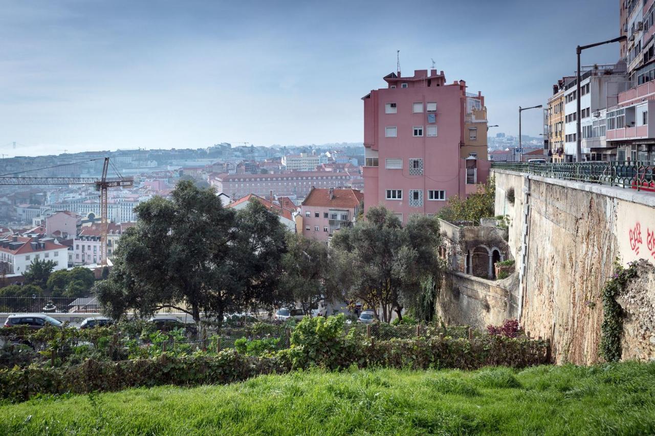 Lovelystay - Sunny Flat W/ Balcony Overseeing Graca And River Apartment *