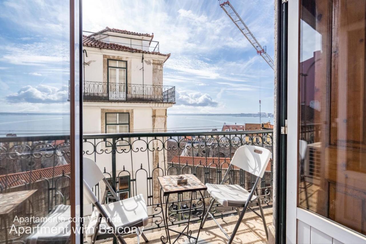 Apartment Akicity Alfama Classic Lisbon