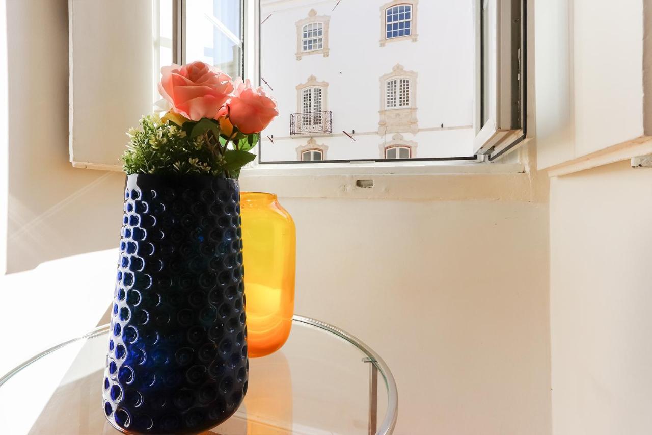 Charming And Stylish Downtown In Xix Century Building *
