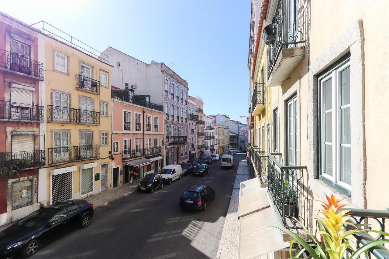 Charming And Stylish Downtown In Xix Century Building Apartment Lisbon