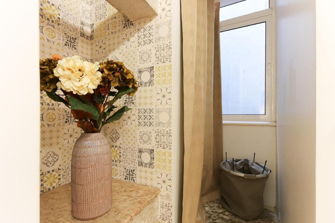 Apartment Charming And Stylish Downtown In Xix Century Building *