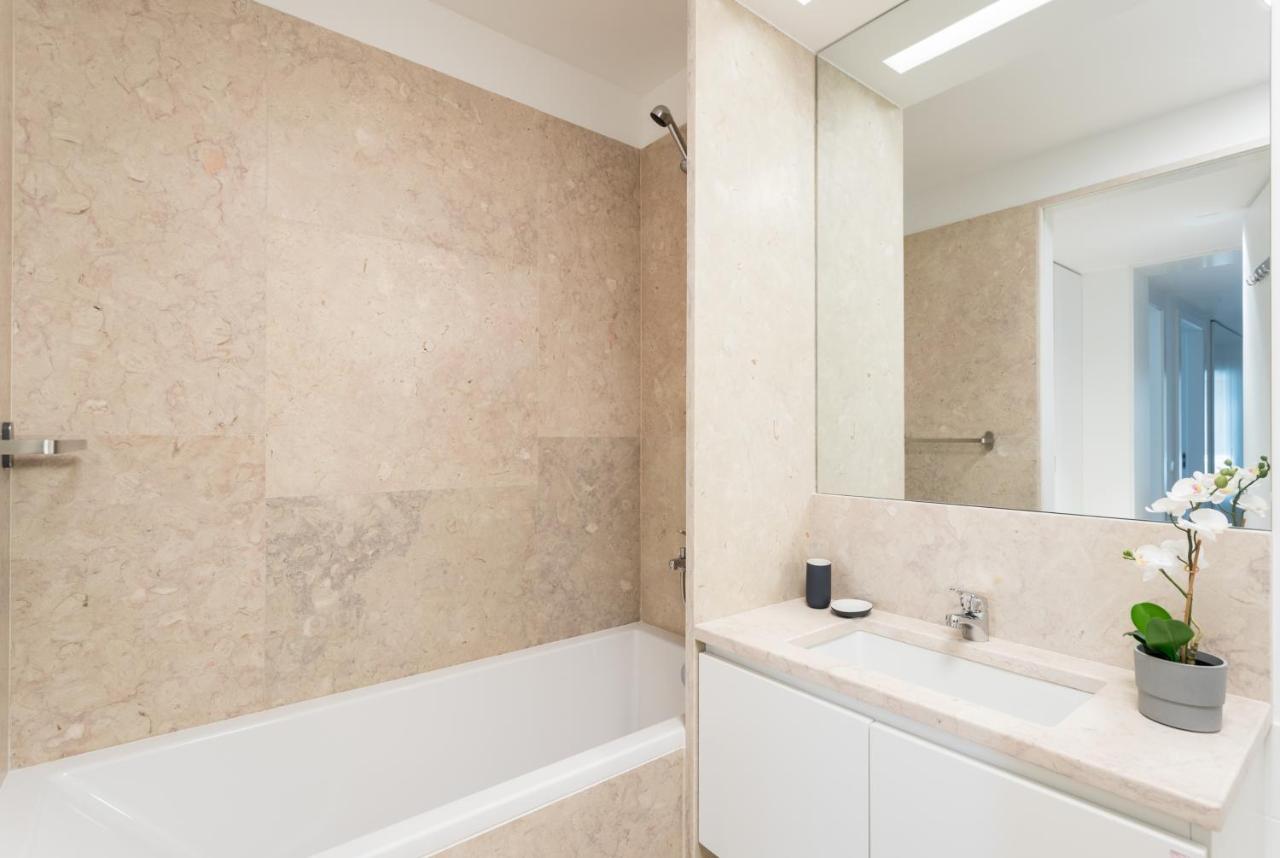 Flh Chiado Bright Apartment Lisbon