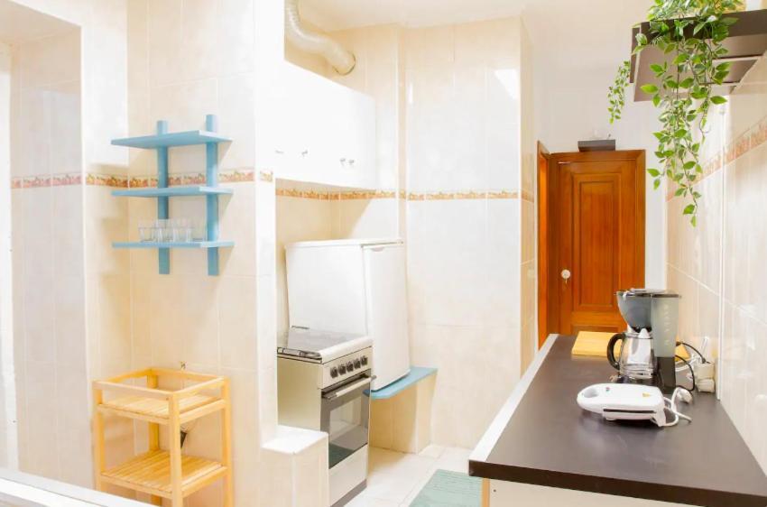Anjos Central Intendente Guest house *
