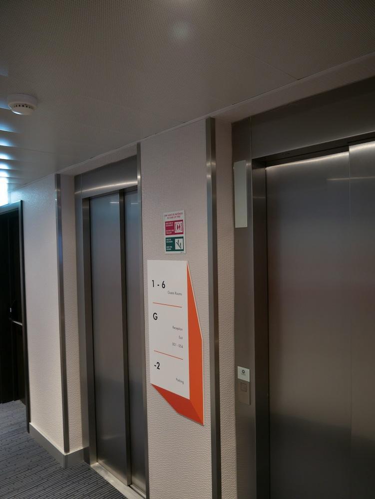 Hotel Easyhotel 2*