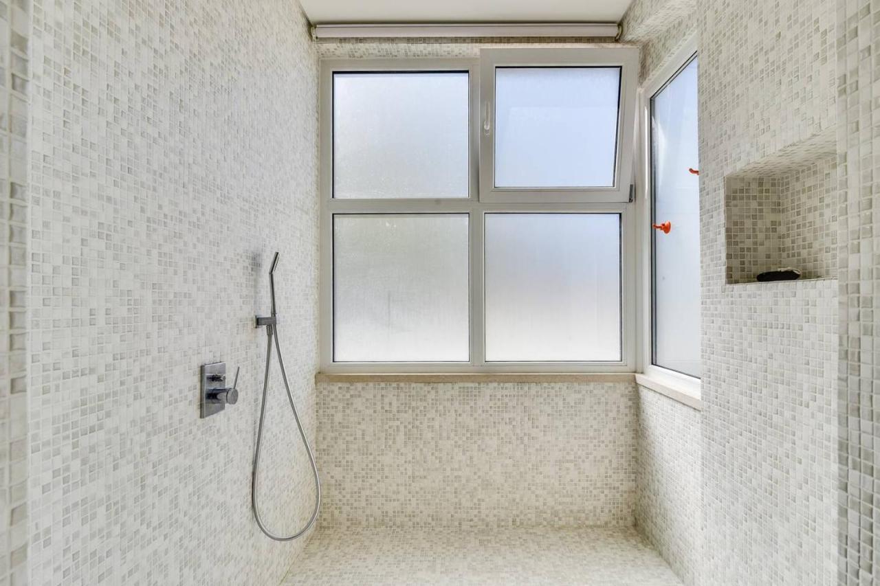 Charming 2 Bedroom At Restelo Apartment Lisbon