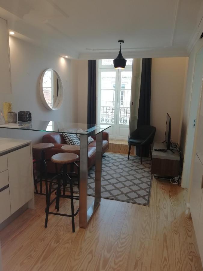 Augusta 229-5e-city Center Apt- Balcony & Elevator * Lisbon