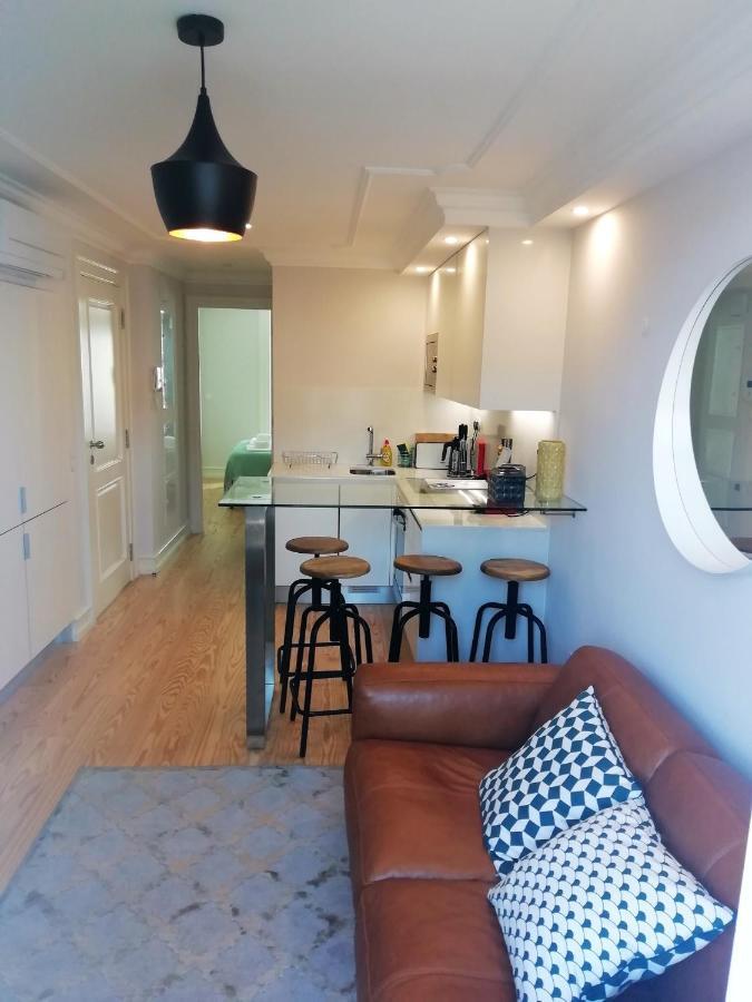 Augusta 229-5e-city Center Apt- Balcony & Elevator Apartment