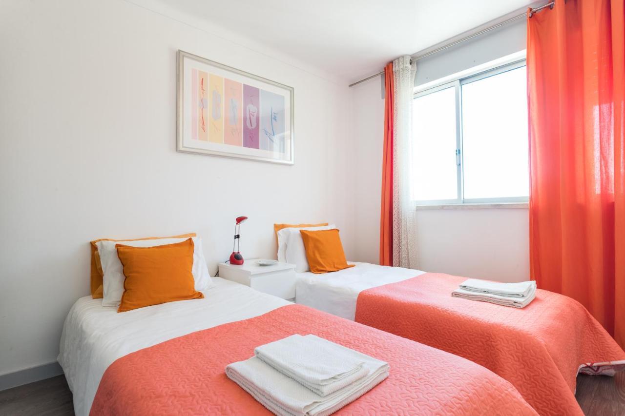 Parque Nacoes, Near Airport, Metro Station * Lisbon