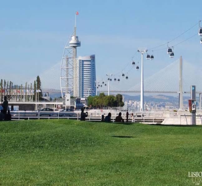 Parque Nacoes, Near Airport, Metro Station