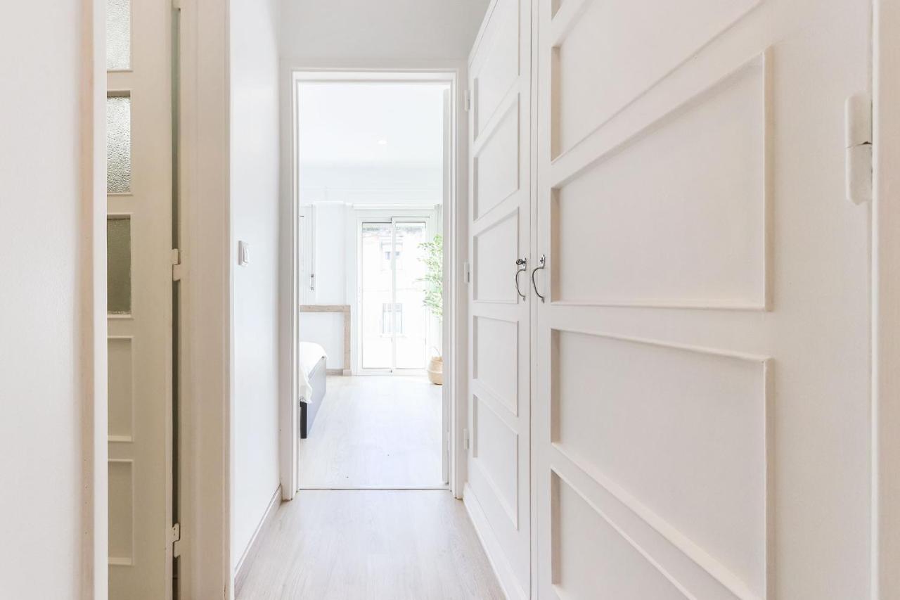 Almirante Balcony By Homing Apartment *